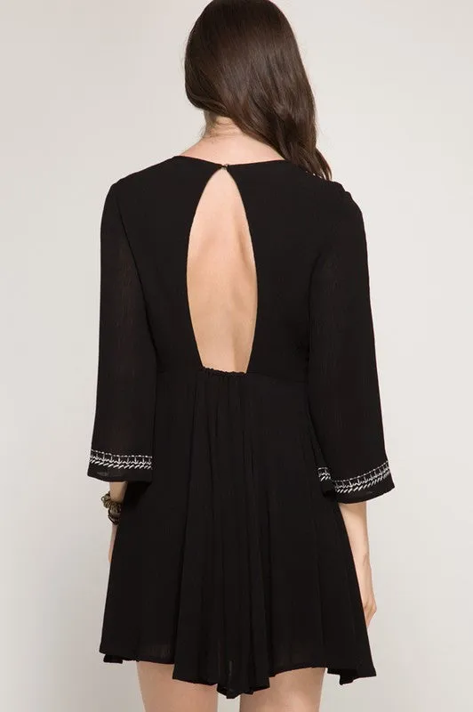 Dress W/ Bohemian Embroidery & Keyhole